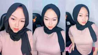 Bokep Mawar Jilbab LiveShow Godain Pascol